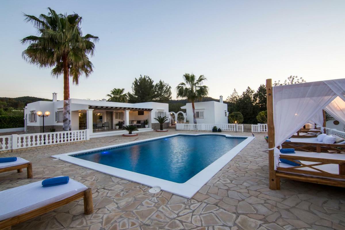 Villa Can Raes San Rafael De Sa Creu Luaran gambar